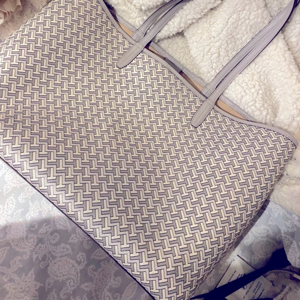 Tory Burch T Zag Tote Gray/White - Picture 3 of 10